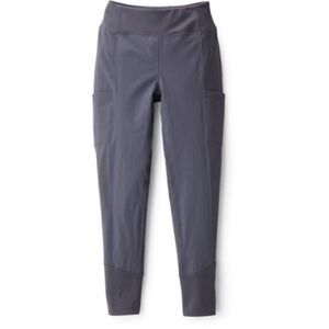 🌺🌸🌼BOGO REI women’s hiking/climbing leggings. Fits like a small